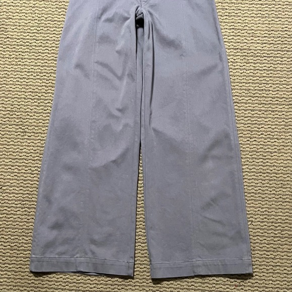 Alo Yoga High Waist Risk Taker Thouser in Color Fog Size XSmall - Picture 8 of 11